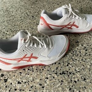 ASICS Pickleball Shoes (W 6.5)